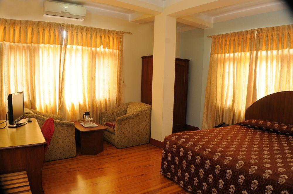 Hotel Brihaspati Catmandu Exterior foto